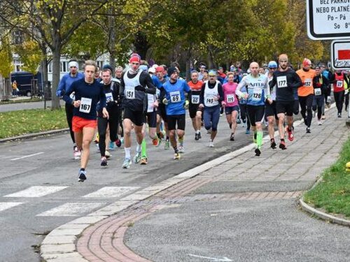Náhled fotogalerie: BĚH HRADCEM KRÁLOVÉ - 17.11.2023