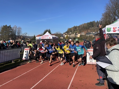 Náhled fotogalerie: Běh Dlouhými Záhony, KPJ v přespolním běhu 9.11.2024